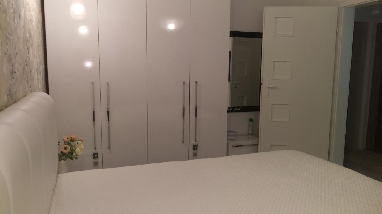 Luxury Sunrise Complex Apartment Golden Sands Exterior photo