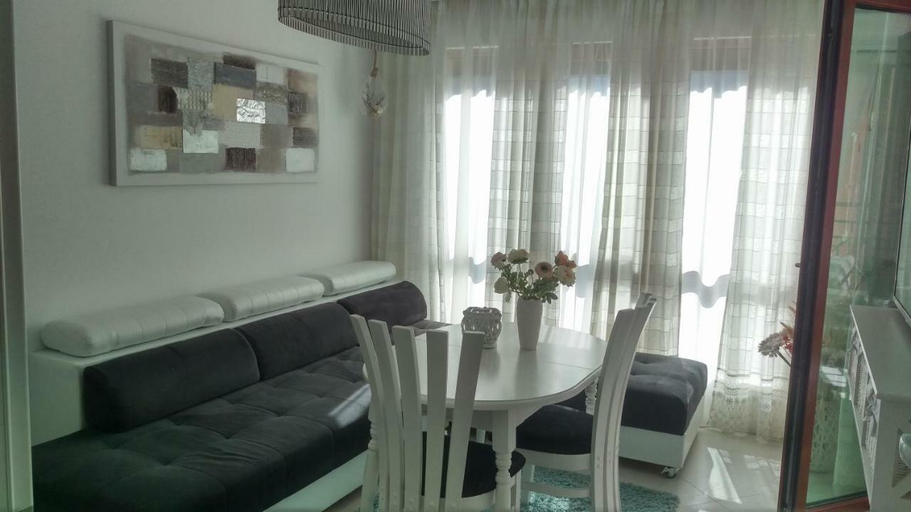 Luxury Sunrise Complex Apartment Golden Sands Exterior photo